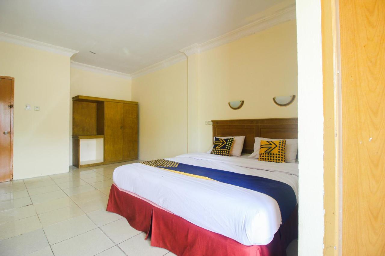 Spot On 2809 Hotel Yasmin Siak Sri Indrapura Exterior foto