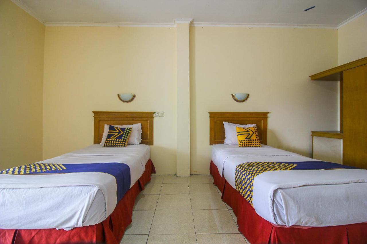 Spot On 2809 Hotel Yasmin Siak Sri Indrapura Exterior foto
