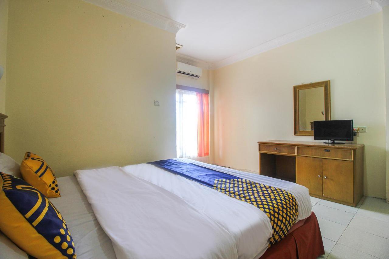 Spot On 2809 Hotel Yasmin Siak Sri Indrapura Exterior foto